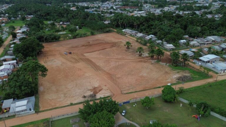 Deracre faz vistoria técnica na terraplanagem da área destinada à construção do novo campus do Ifac em Feijó