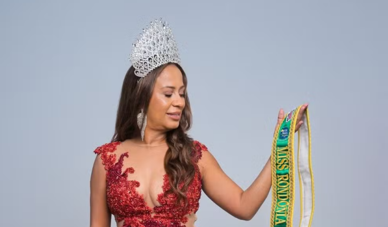 Rondoniense é coroada Miss Brasil 35+ em evento nacional