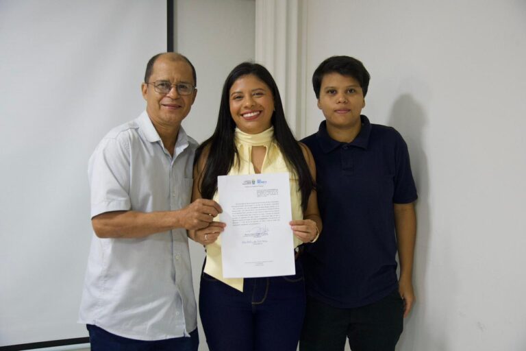 Rio Branco dá posse a novos servidores e eleva para mais de 450 o quadro efetivo da Saúde