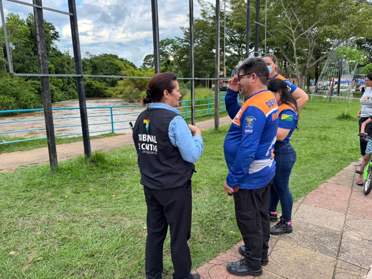 TCE monitora cheia do Igarapé São Francisco e reforça acompanhamento das ações públicas TCE monitora cheia do Igarapé São Francisco e reforça acompanhamento das ações públicas