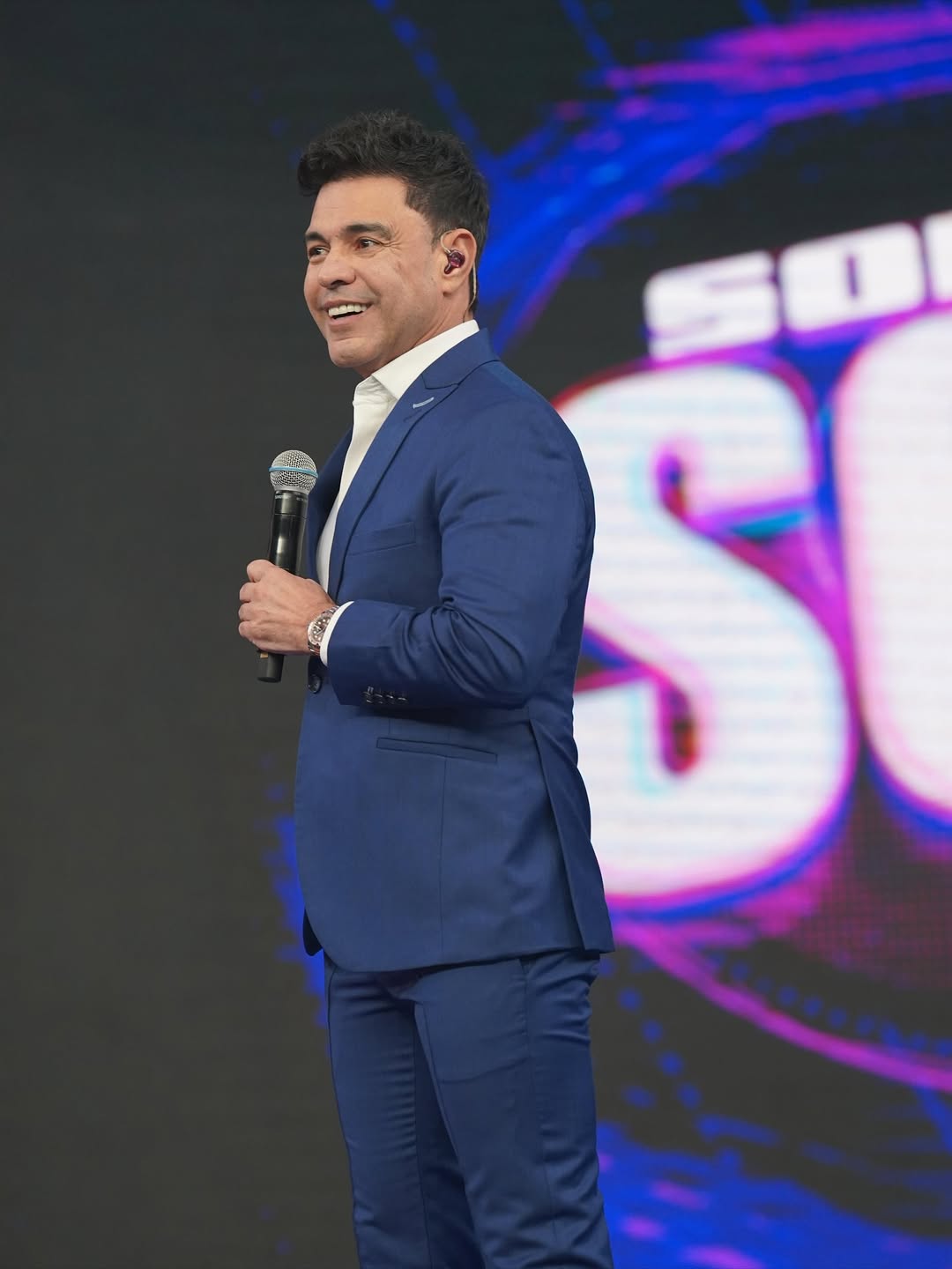 Fãs se revoltam e acusam Zezé Di Camargo de usar playback em show de Ano-Novo