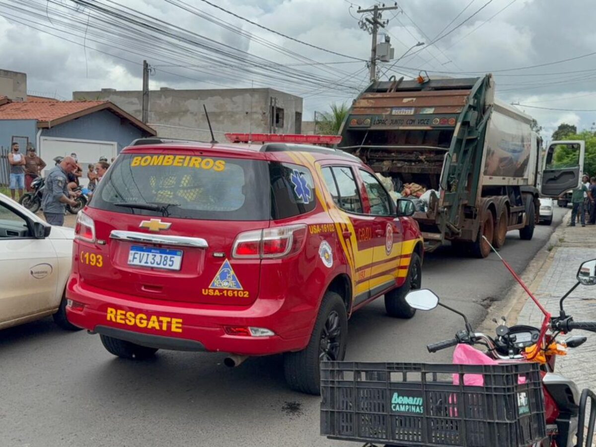 motociclista-morre-apos-bater-em-caminhao-de-lixo;-video