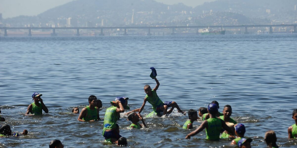 bombeiros-do-rj-abrem-5-mil-vagas-para-o-projeto-botinho-2026
