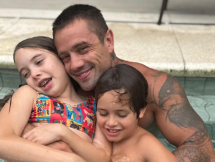 apos-disputa-judicial,-rafael-cardoso-reaparece-com-os-filhos-e-reflete-sobre-recomecos