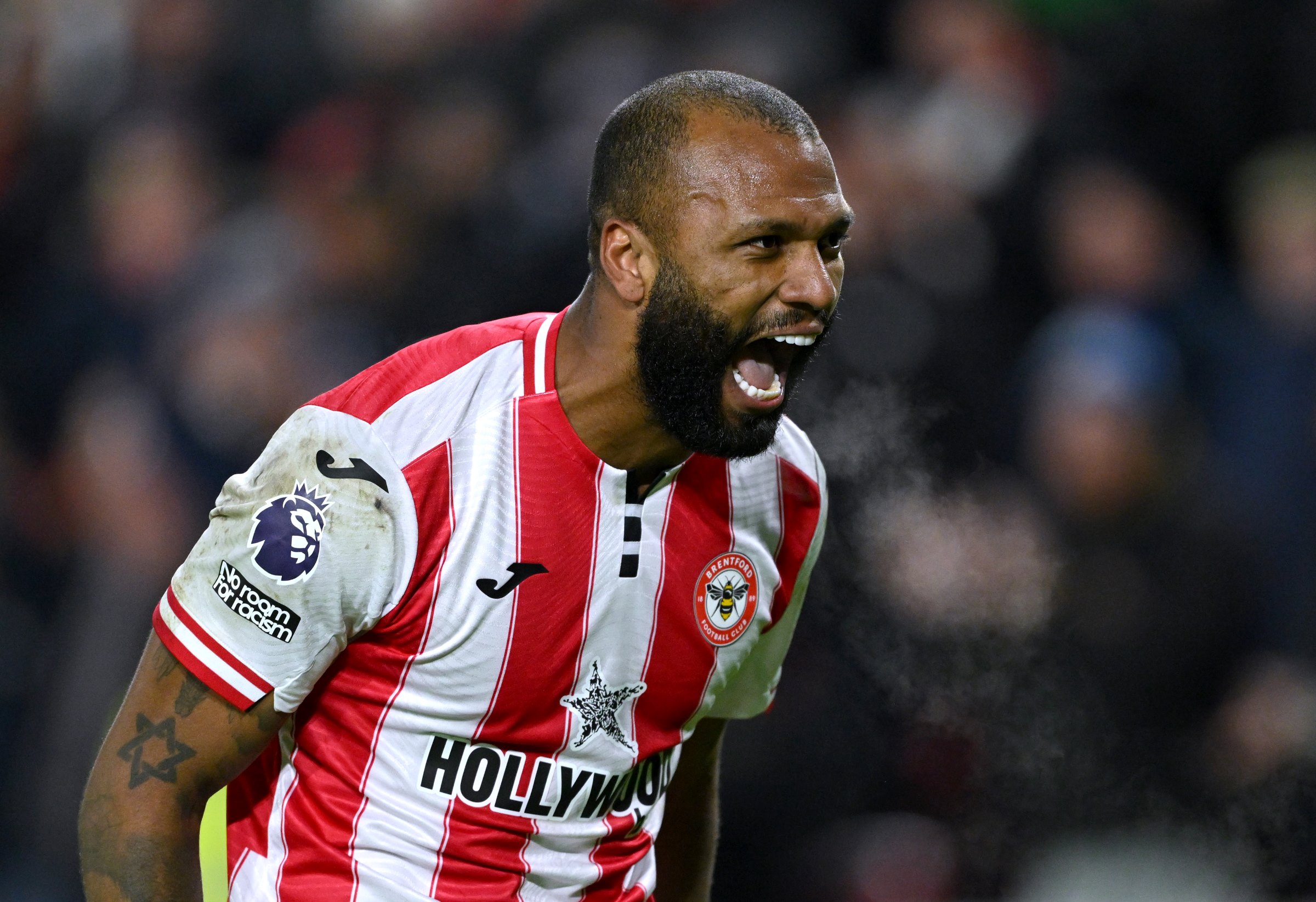 igor-thiago-faz-dois-gols-e-atinge-recorde-historico-na-premier-league