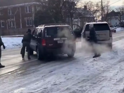 eua-registra-onda-de-protestos-apos-mulher-ser-morta-por-agente-de-imigracao