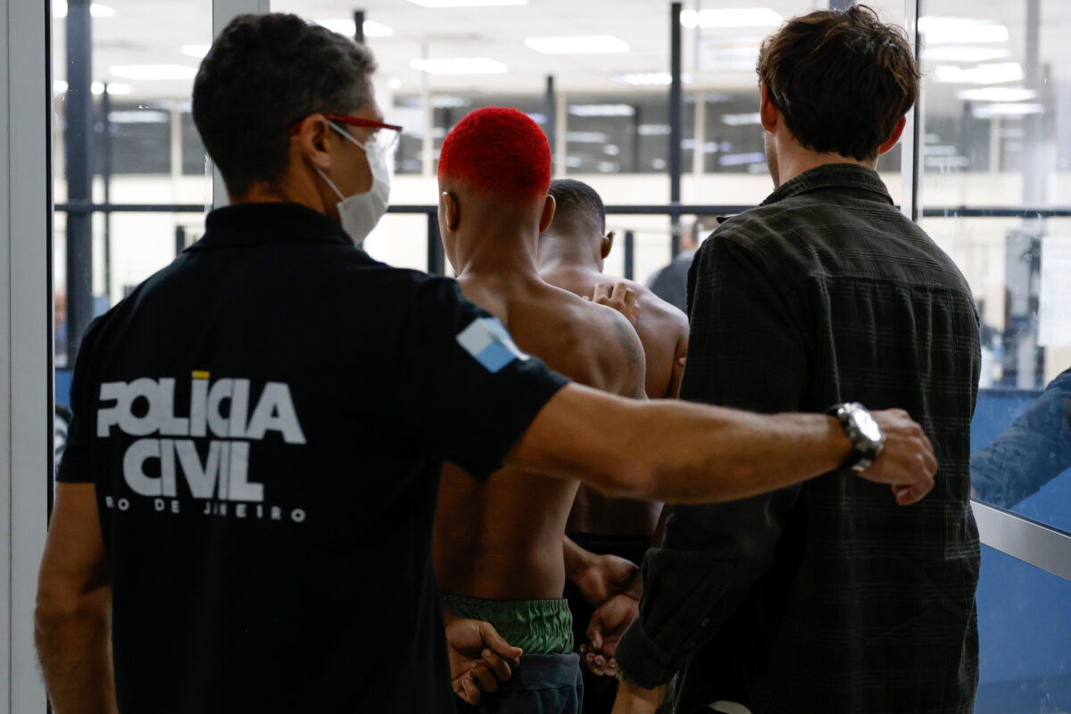 cupula-do-cv-e-indiciada-por-onda-de-roubos-para-espalhar-terror-no-rj