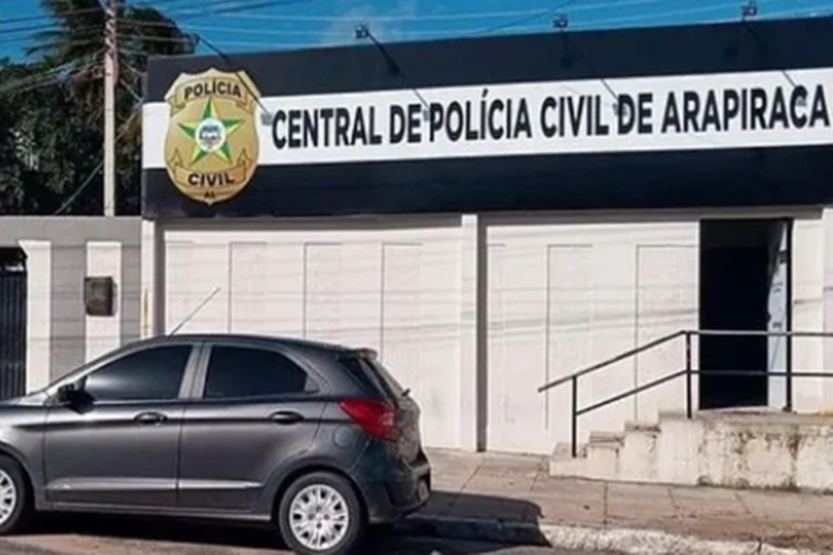 homem-sai-para-beber,-dorme-na-calcada-com-os-filhos-e-e-preso