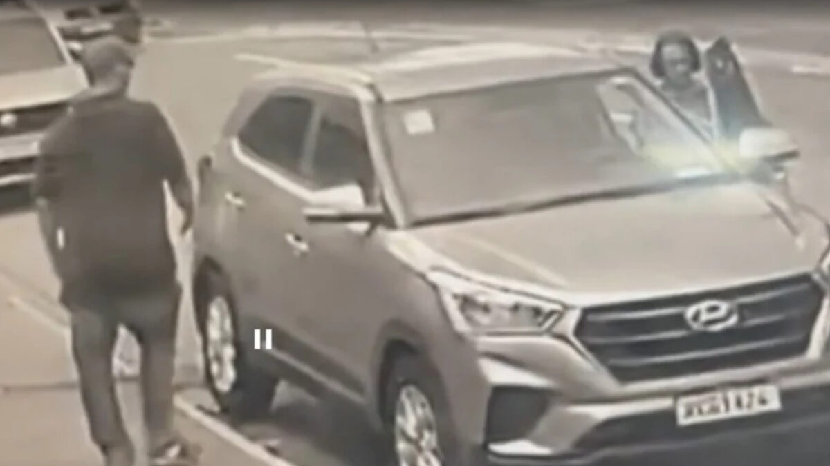 idosa-morre-apos-ser-arrastada-por-ladrao-durante-roubo-de-carro;-veja-o-video