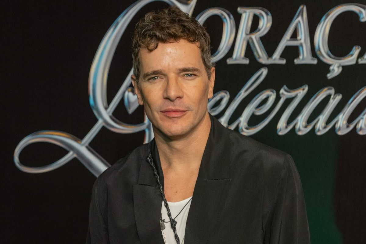 daniel-de-oliveira-fala-sobre-distancia-dos-filhos:-“melhor-para-eles”