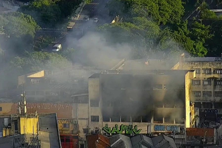 incendio-em-predio-mata-bebe-de-2-meses-e-homem-com-deficiencia-em-sp