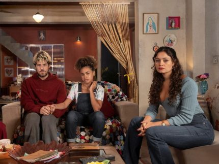 “tres-gracas”:-gerluce-surta-ao-descobrir-que-raul-e-o-pai-do-bebe-de-joelly