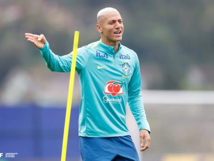 lesao-tira-richarlison-de-jogos-decisivos-na-inglaterra-e-pode-desfalcar-selecao