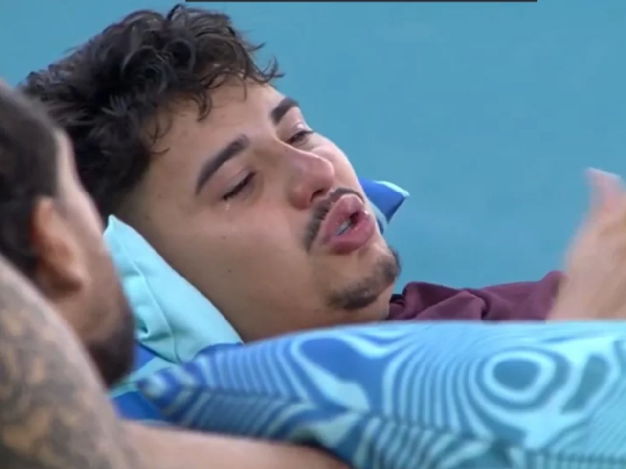 gravida-de-sete-meses,-esposa-de-bbb-fala-sobre-exposicao-de-traicoes-durante-o-programa