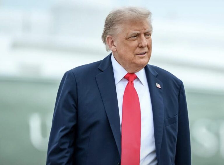 Medalha do Nobel da Paz é entregue à Donald Trump por líder opositora da Venezuela