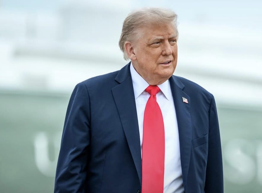 medalha-do-nobel-da-paz-e-entregue-a-donald-trump-por-lider-opositora-da-venezuela