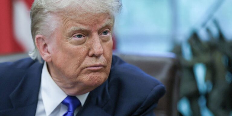 Trump anuncia suspensão de tarifas ligadas à negociação da Groenlândia