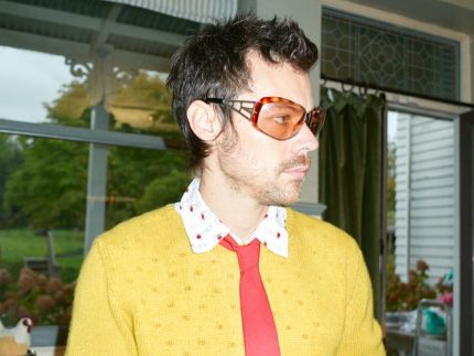 harry-styles-anuncia-novo-album,-“kiss-all-the-time.-disco,-occasionaly”-para-marco