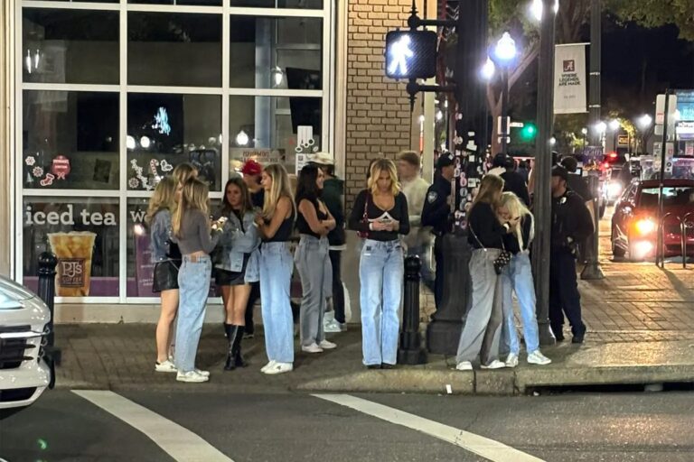 Redes sociais estão padronizando a geração Z, aponta estudo