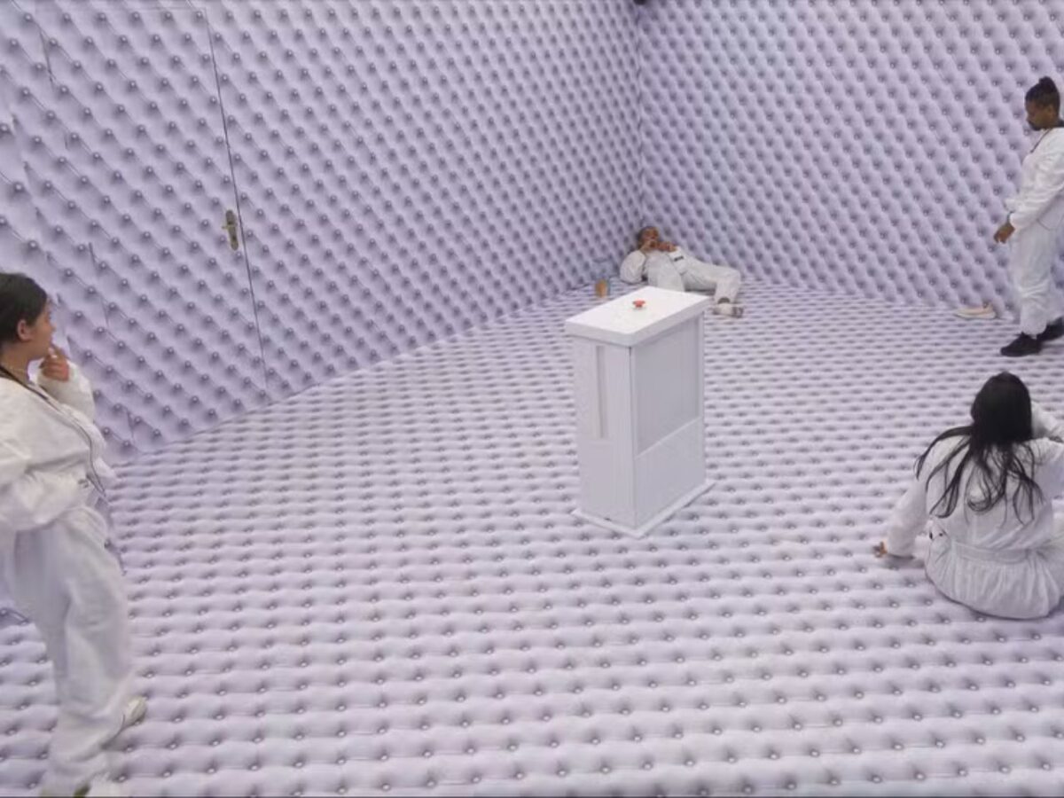 numero-de-vagas-dobra-e-prova-de-resistencia-define-quem-sai-do-quarto-branco-direto-para-o-bbb-26