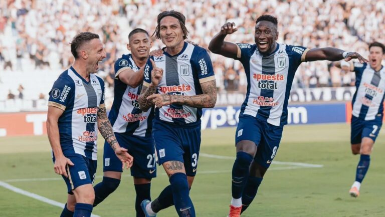 Após escândalo de abuso, torcedores invadem treino e agridem jogadores; vídeos