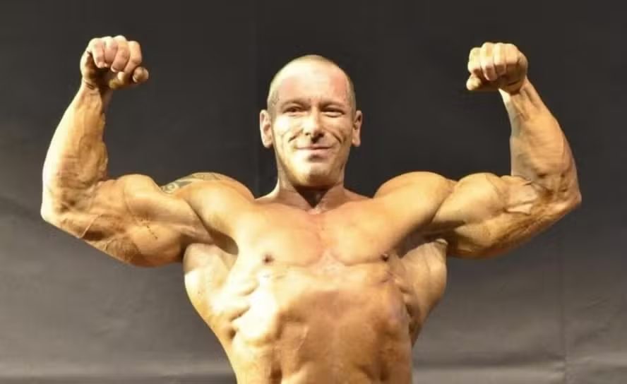 ‘gigante’:-fisiculturista-e-encontrado-morto