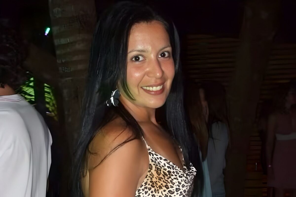 mulher-e-encontrada-morta-em-calcada-de-lixao