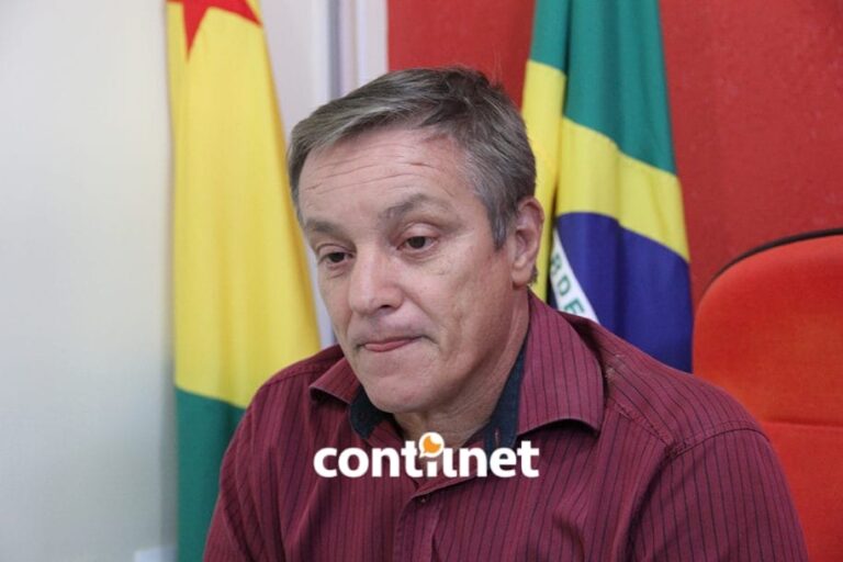 Ex-prefeito teria deixado quase R$ 500 mil de prejuízo aos cofres públicos, diz promotor