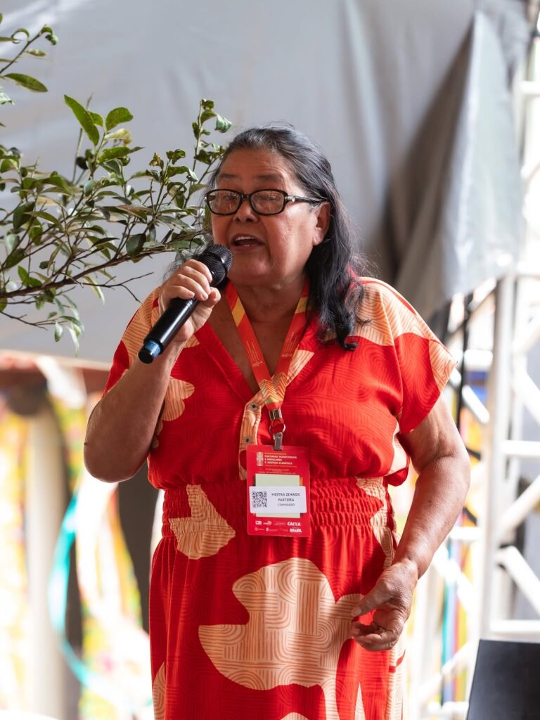 Projeto abre rodas de música da floresta com aulas abertas em espaço histórico de Rio Branco