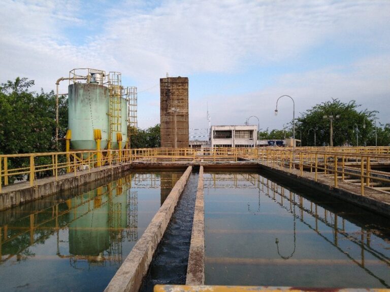 Rio Branco aparece entre as últimas capitais em saneamento e infraestrutura, aponta CLP