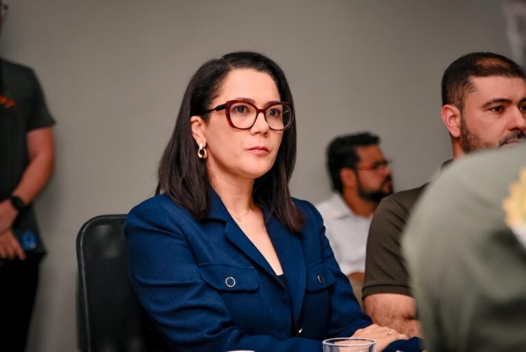 Mailza flexibiliza regras para concessão de passagens e diárias no Acre