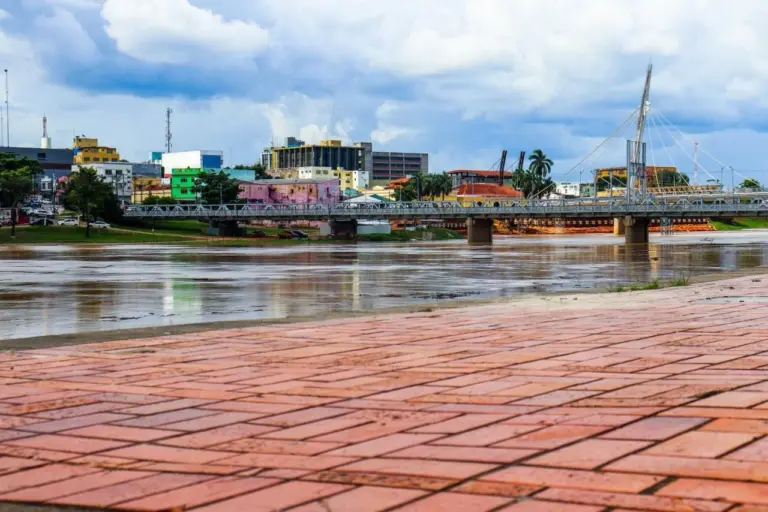 Rio Acre marca 7,41m nesta terça, após 11,20mm de chuva. Nível segue em queda e permanece bem abaixo das cotas de alerta e transbordo.