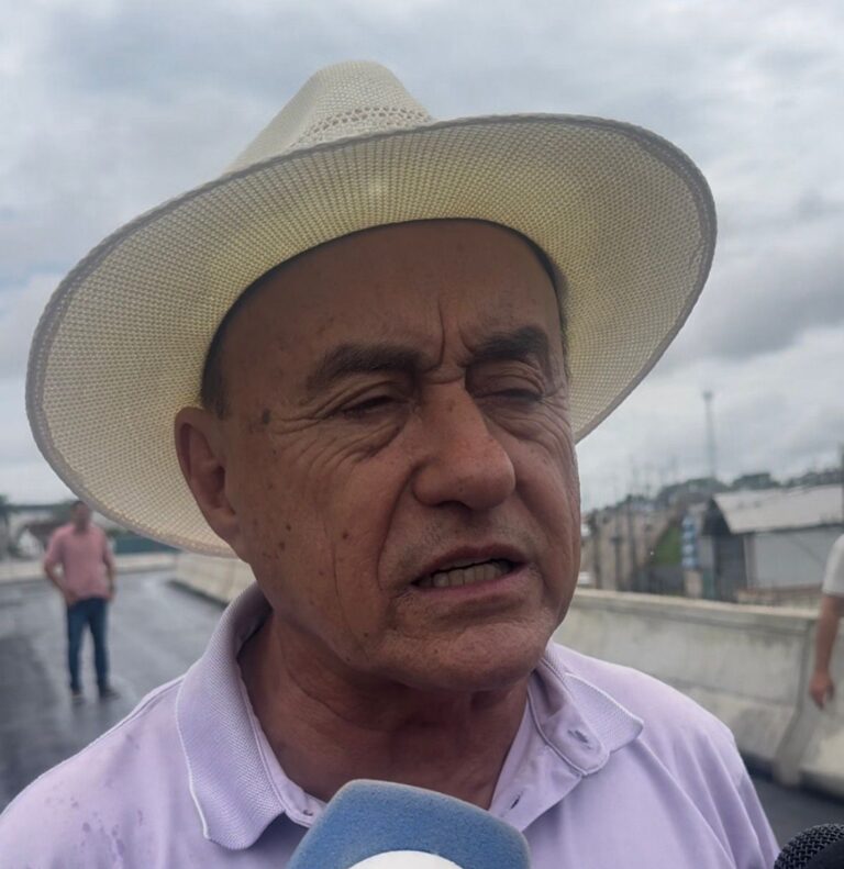 Bocalom anuncia novo viaduto na Floriano Peixoto: “Cidade grande têm trânsito rápido”