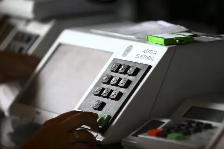 lacracao urnas eletronicas mcamgo abr 210920221818 11