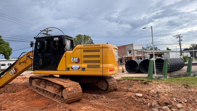 Railson anuncia obras de drenagem na orla de Feijó após identificação de falhas em obra de 2021