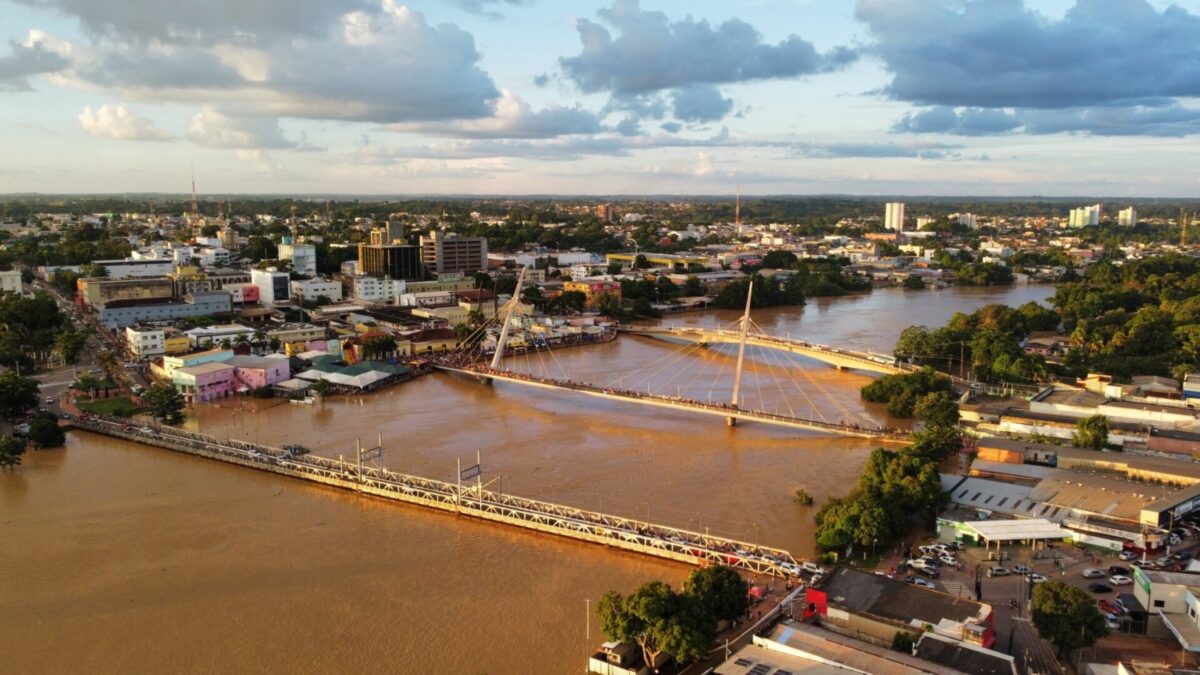 Rio Acre oscila, mas segue acima da cota de transbordo em Rio Branco Rio Acre oscila, mas segue acima da cota de transbordo em Rio Branco