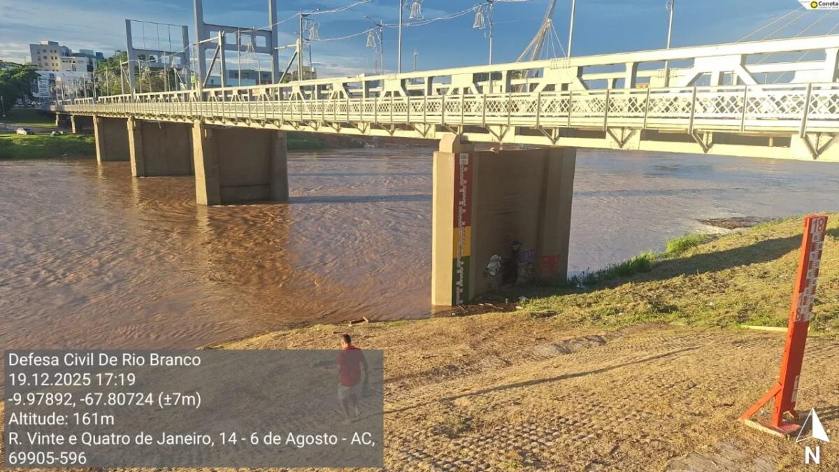 Ano Novo começa com vazante do rio Iaco e nível abaixo da cota de alerta em Sena Madureira
