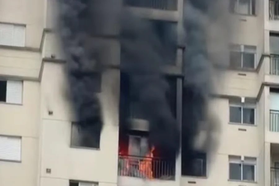 incendio-atinge-apartamento-e-corpo-de-homem-e-encontrado-debaixo-de-cama