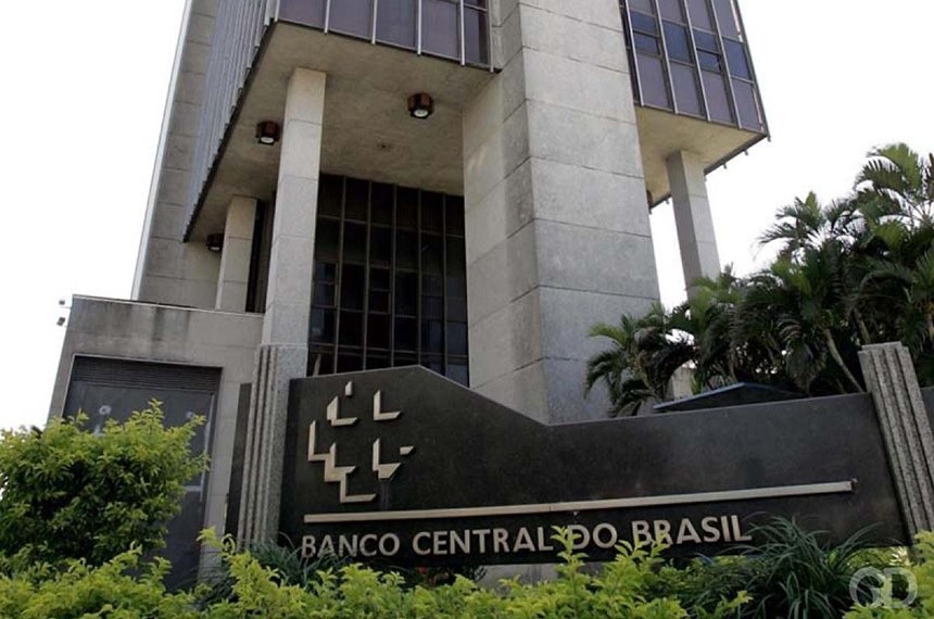 banco-central-sinaliza-inicio-de-corte-da-selic,-mas-indica-juros-altos-por-mais-tempo
