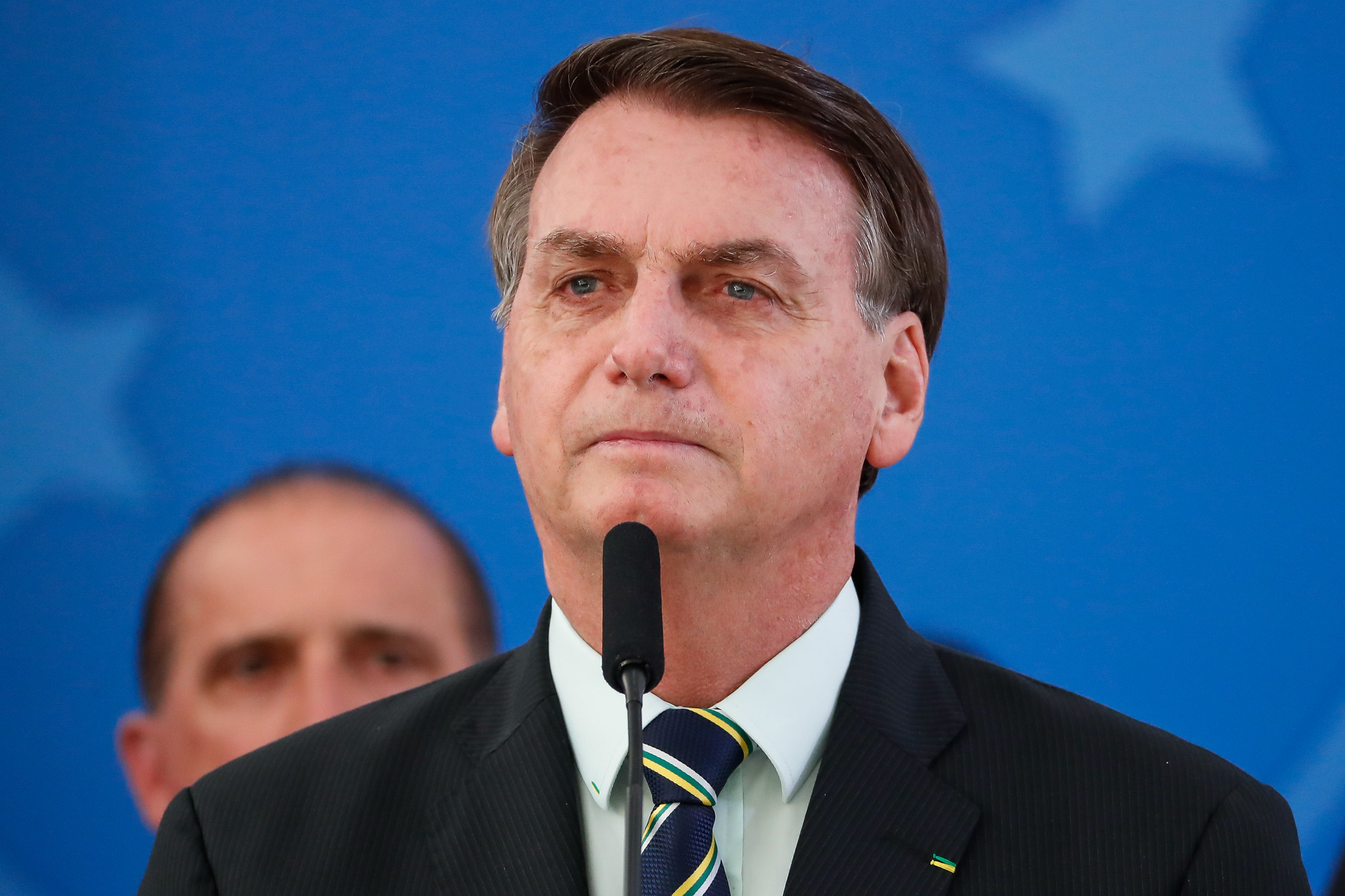 Defesa pede prisão domiciliar para Bolsonaro após relatar piora no estado de saúde