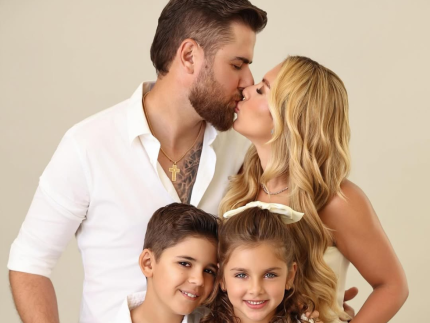 ze-neto,-dupla-de-cristiano,-completa-36-anos-e-recebe-homenagem-da-esposa:-“minha-metade”