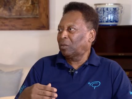 eterno-rei-pele-dara-nome-a-estacao-de-metro-do-maracana,-no-rio-de-janeiro