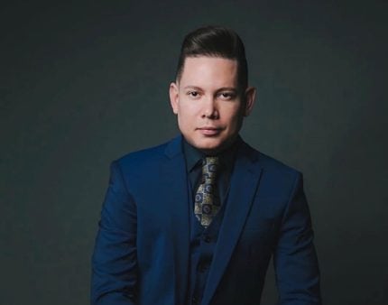 ministerio-de-bispo-bruno-leonardo-doa-materiais-escolares-para-criancas-em-salvador