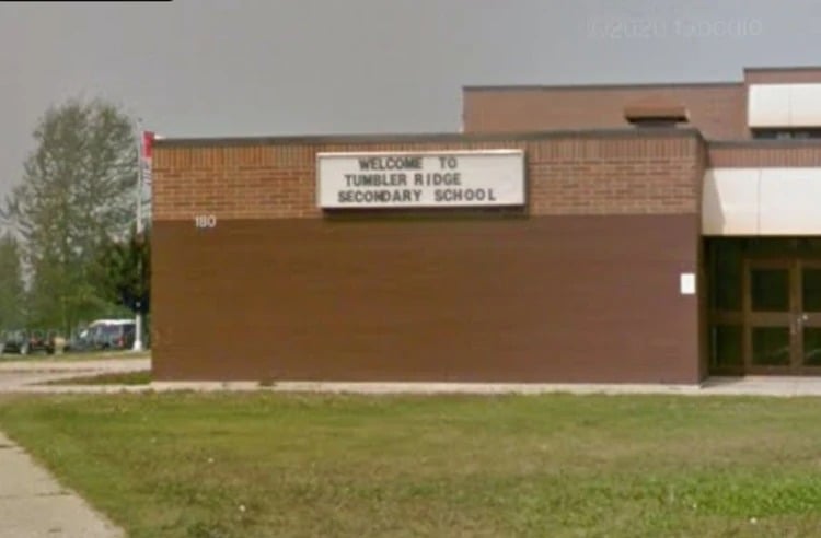 policia-revela-responsavel-por-ataque-de-escola-canadense-que-matou-10