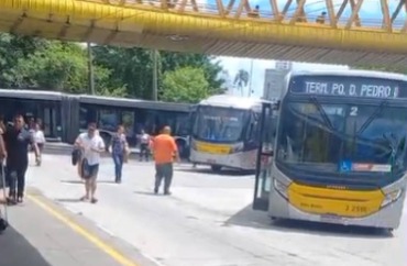 Protesto fecha terminal e deixa dezenas de linhas de ônibus prejudicadas em São Paulo