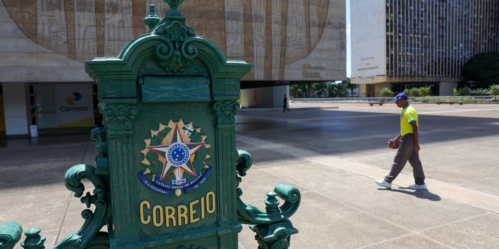 Correios colocam 21 imóveis à venda em 11 estados