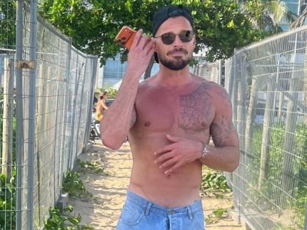ele-voltou!-ricky-martin-retorna-ao-rio-e-mergulha-no-carnaval-carioca