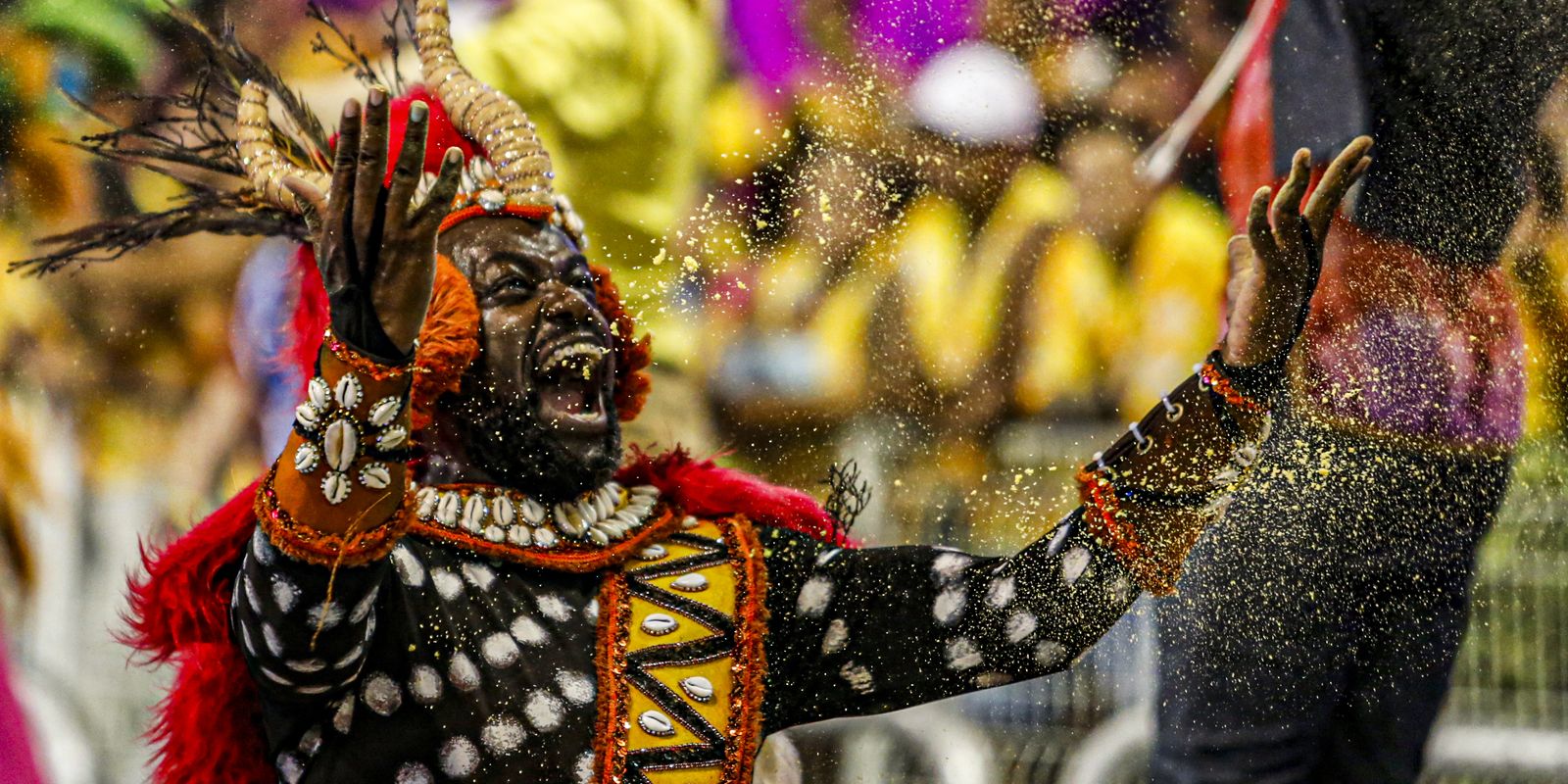 Primeiro dia de carnaval em SP tem estreante, campeã e vice de 2025