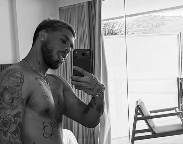 ze-felipe-ganha-mimo-com-rosto-de-ana-castela-e-liga-para-ela;-assista