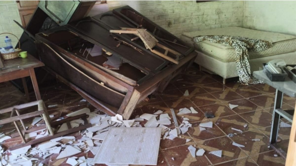 homem-e-preso-apos-destruir-casa-da-propria-mae